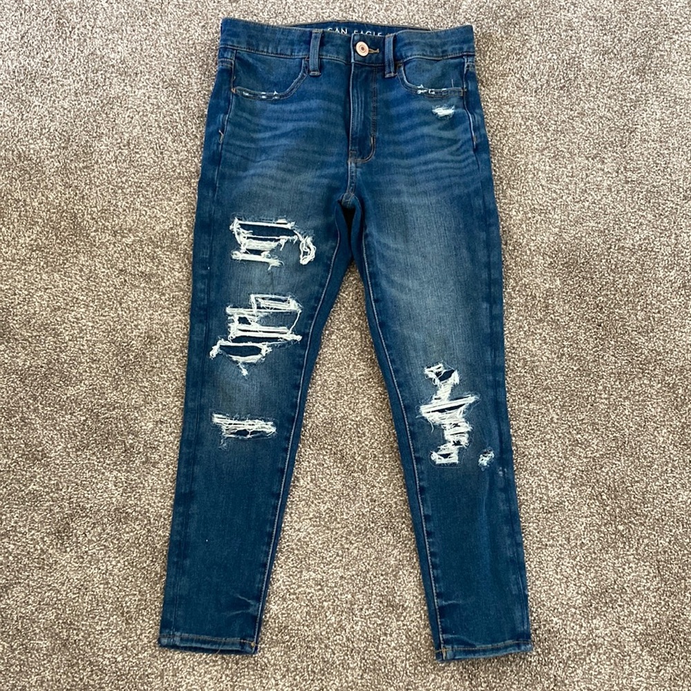 NWOT American Eagle High Rise Jegging Crop Patched Jeans 💙